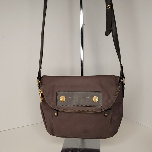 Marc Jacobs 'Preppy Nylon - Natasha' Crossbody Bag - Picture 3 of 13